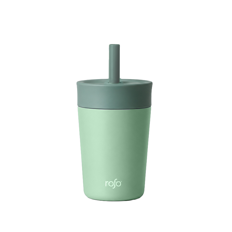 כוס שתייה ירוקה עם קש Grab&Go